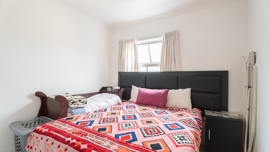 2 Bedroom Property for Sale in Maitland Western Cape